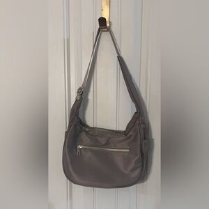 Shoulder purse
